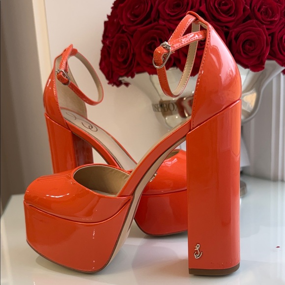Sam Edelman Vibrant Orange Platform Sandals - Picture 3 of 4